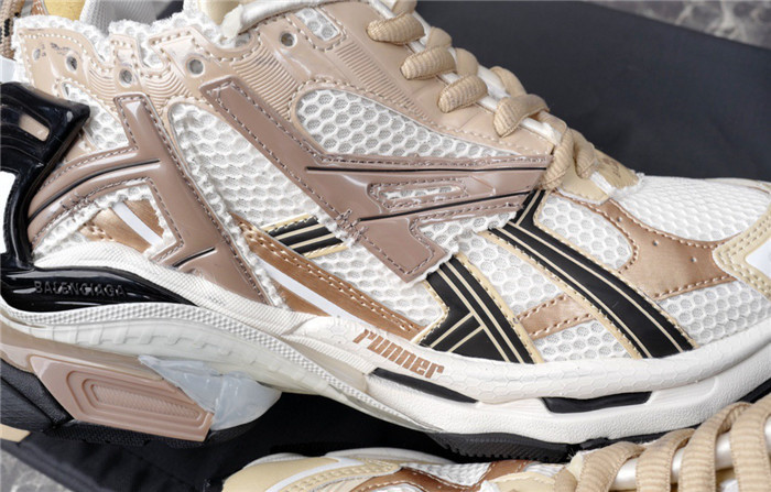 bl runner -copshoe bl 258