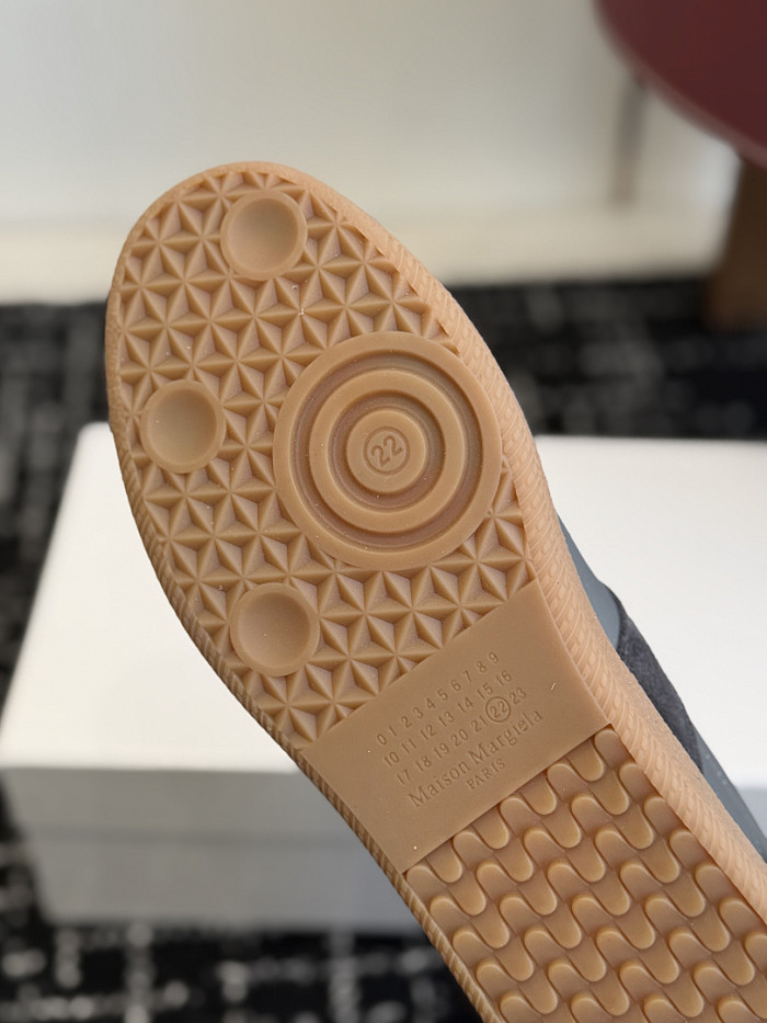 MM COPSHOE -MM136