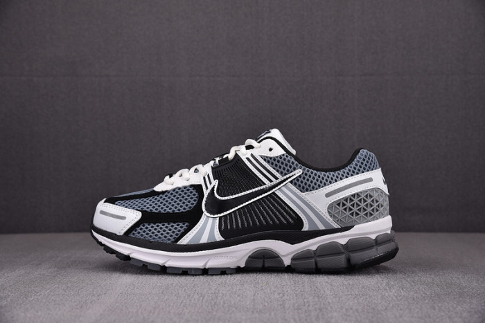 nike zoom vomero 5 dark grey black white ci1694-001