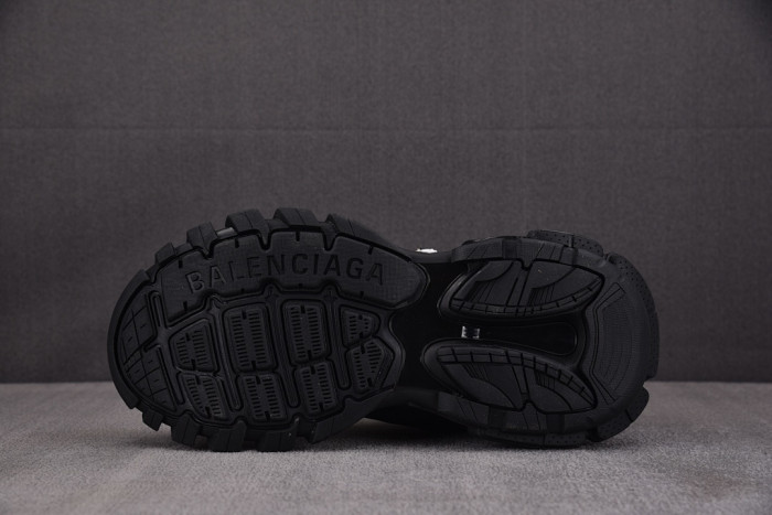 BL TRACK -COPSHOE BL -Track 11