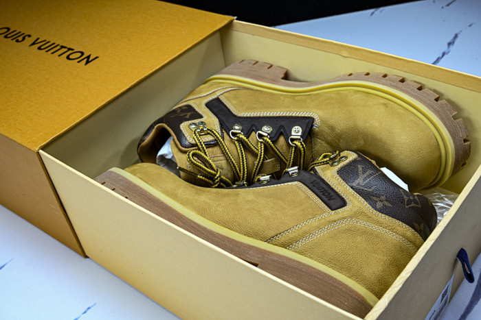 LVT BOOT COPSHOE L&V-BT13