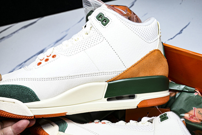 Jordan 3 Retro SP SoleFly Miami - IF4491-100