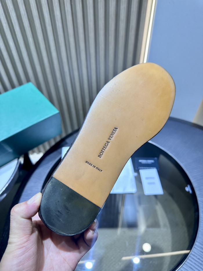 bo*te*ga Ve*ne*ta sneaker copshpe bv-55