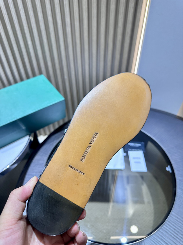 bo*te*ga Ve*ne*ta sneaker copshpe bv-56
