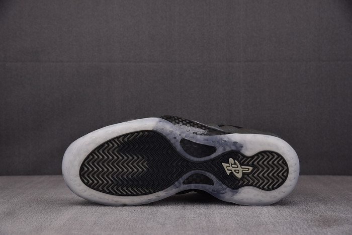 Nike Air Foamposite One Hologram 314996-900