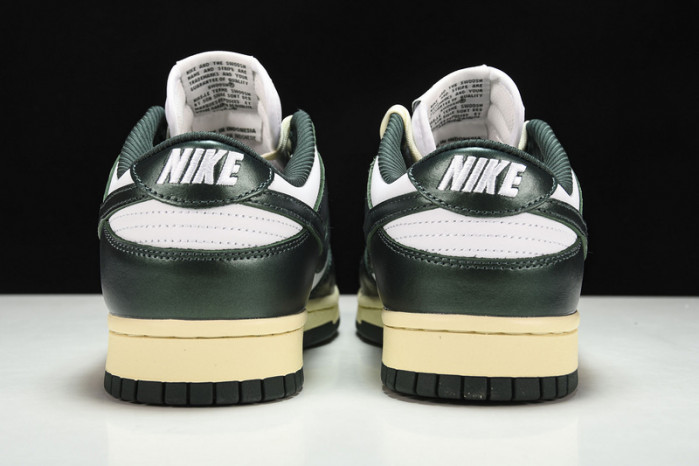 nike dunk low vintage green (w) - dq8580-100