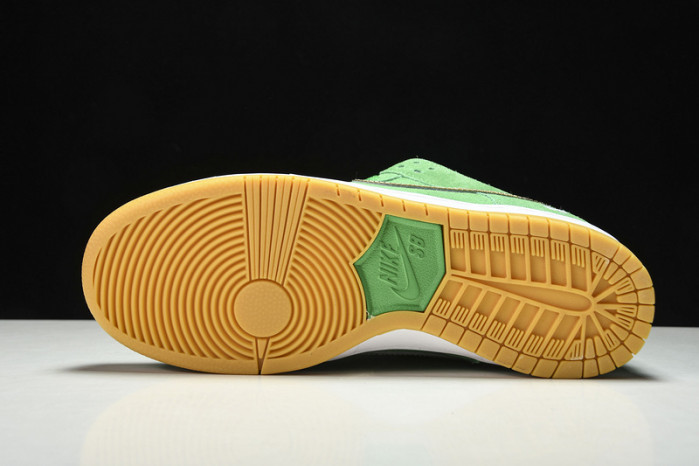 nike sb dunk low st. patR1ck