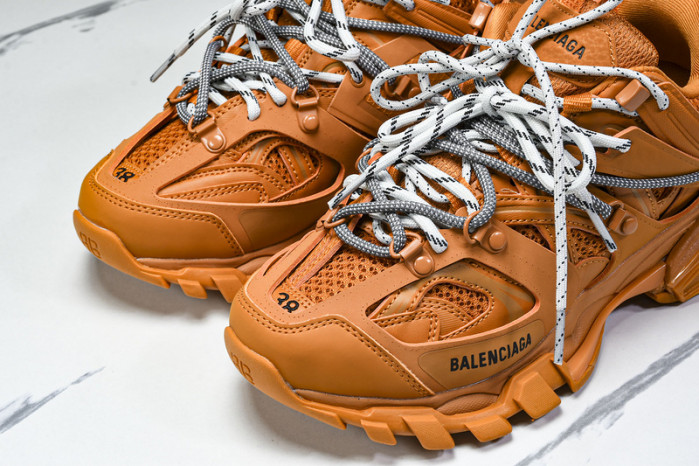 BL TRACK -COPSHOE BL -Track 02