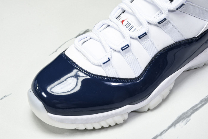 Air Jordan 11 LH0296-400