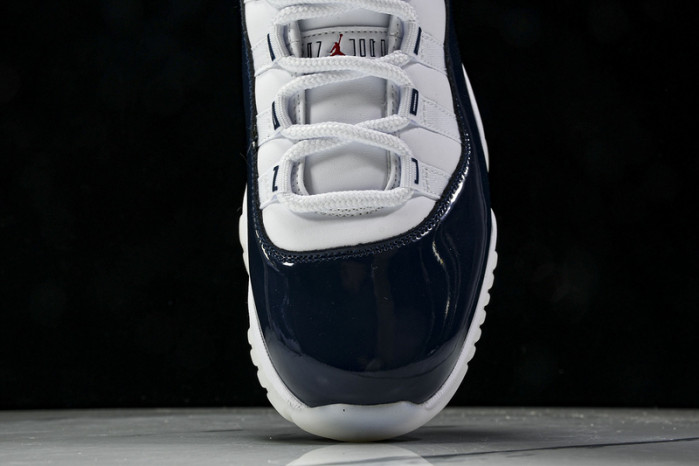 Air Jordan 11 LH0296-400