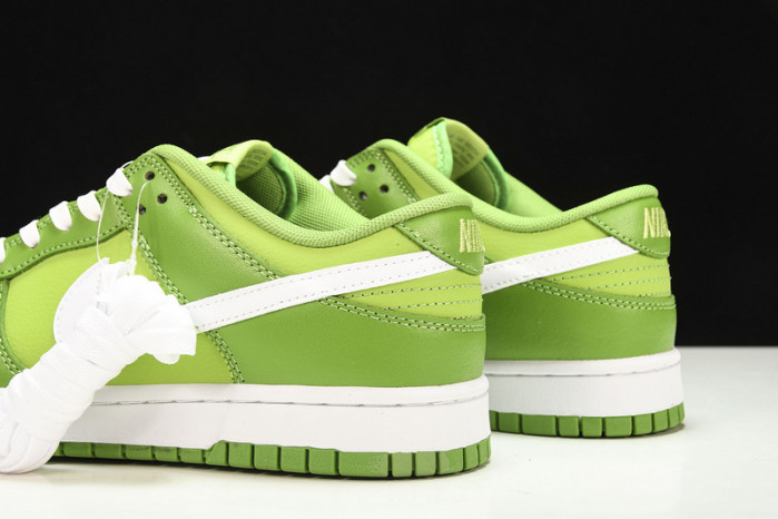 nike dunk low Ch10rophyll - dj6188-300