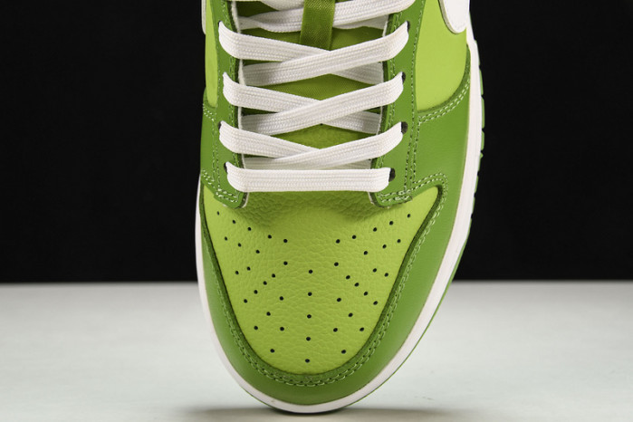 nike dunk low Ch10rophyll - dj6188-300