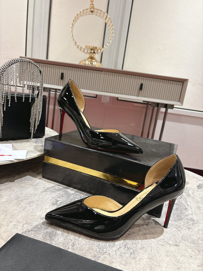 Chr1st1an LOUBOUTIN COPSHOE CL-HEEL 24