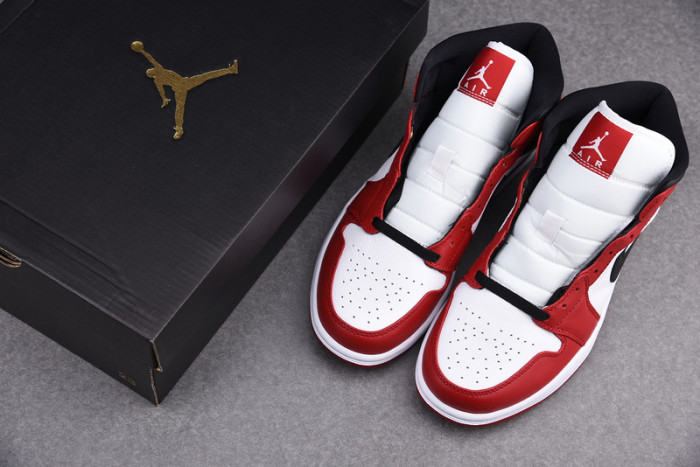 air jordan 1 mid chicago (2020) 554724-173