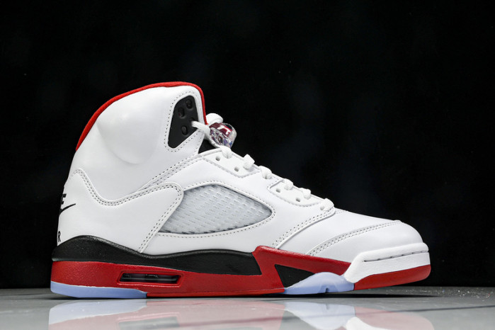 Air Jordan 5 Fire Red Black Tongue 2025 HQ7978-101