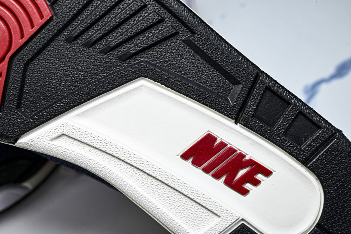 Jordan 3 Retro Levi