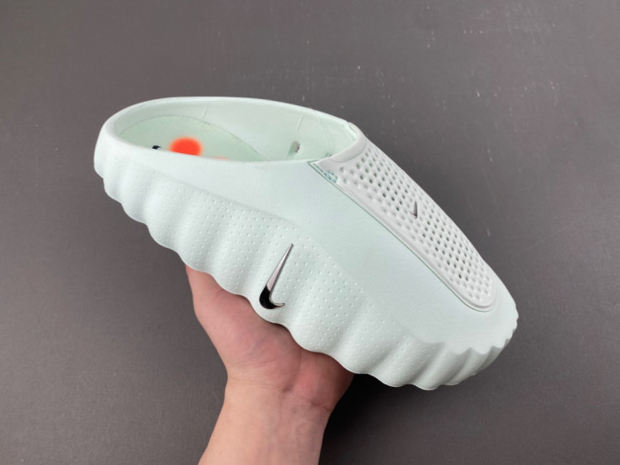 Nike Wmns Mind 001 