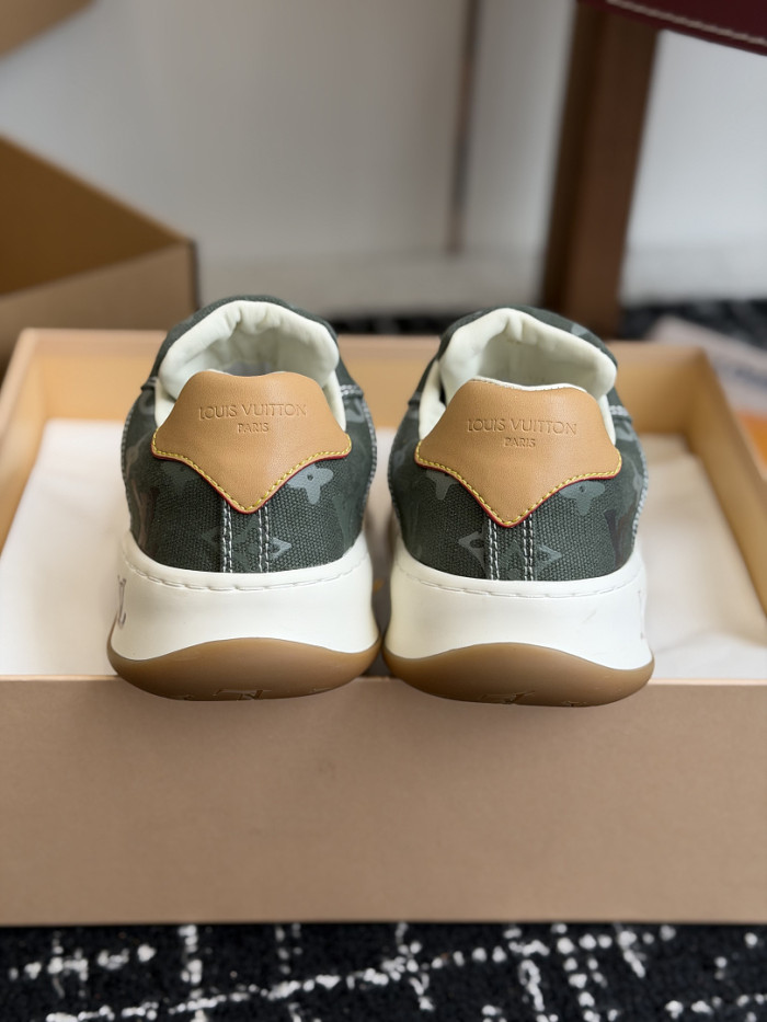 LVT Tilted Sneaker COPSHOE L&V-TI19