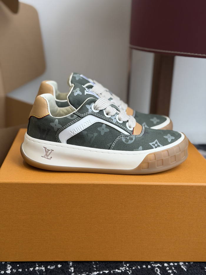 LVT Tilted Sneaker COPSHOE L&V-TI19