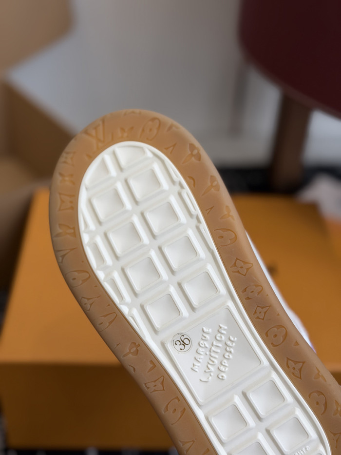 LVT Tilted Sneaker COPSHOE L&V-TI13