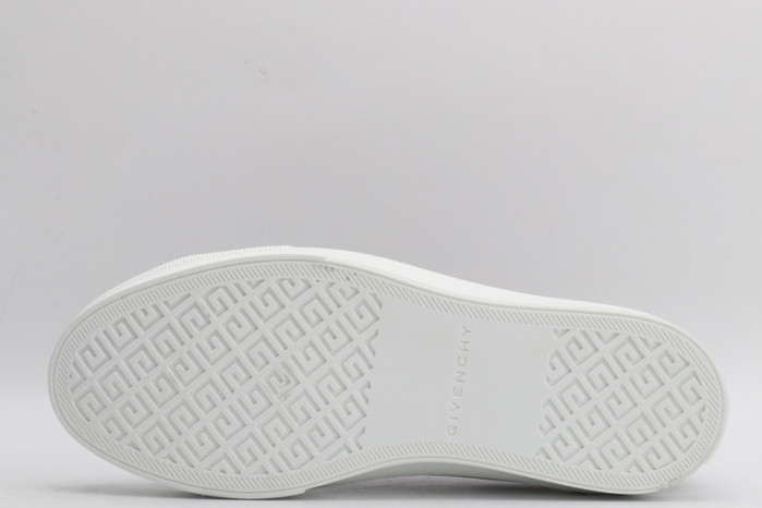 given*chy sneakers copshoe gv-11