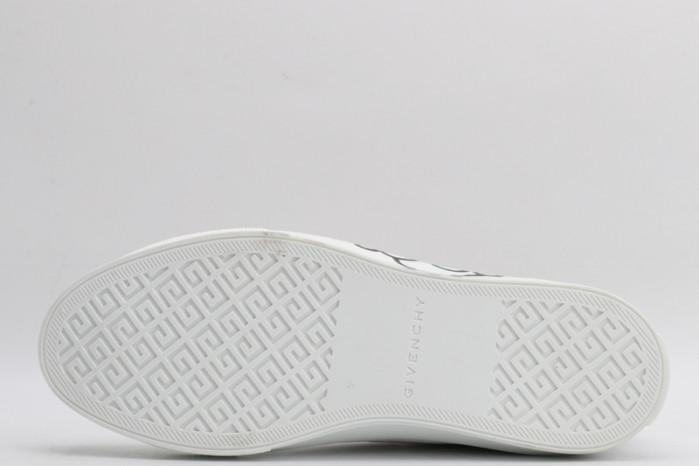 given*chy sneakers copshoe gv-13