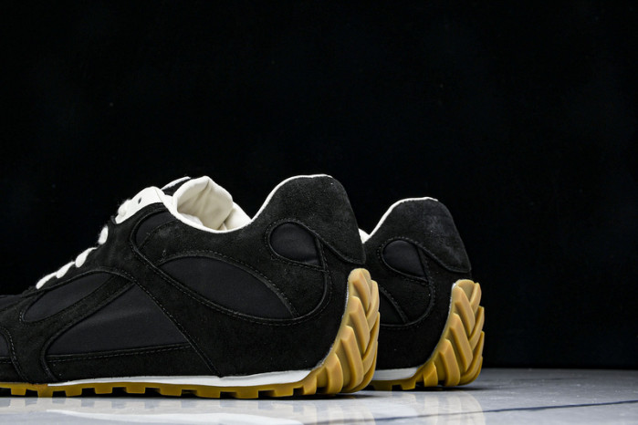 bo*te*ga Ve*ne*ta sneaker copshpe bv-70