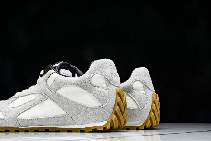 bo*te*ga Ve*ne*ta sneaker copshpe bv-72