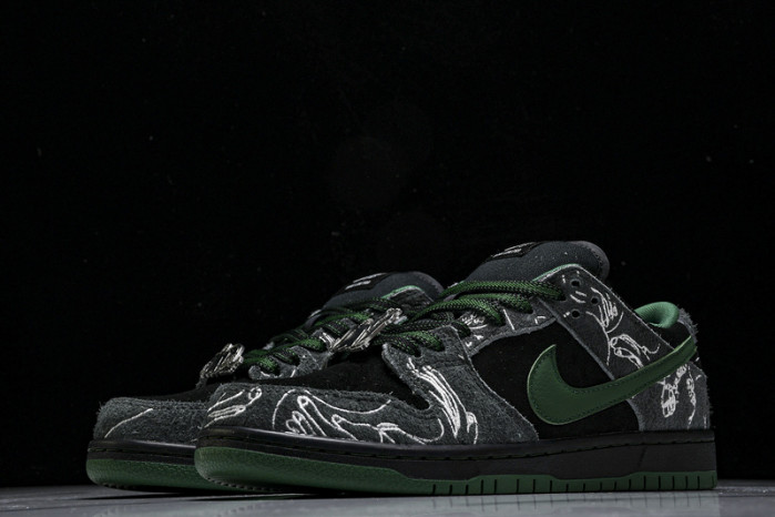 there skateboards x nike sb dunk low hf7743-001