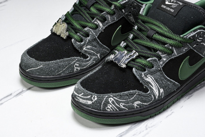there skateboards x nike sb dunk low hf7743-001
