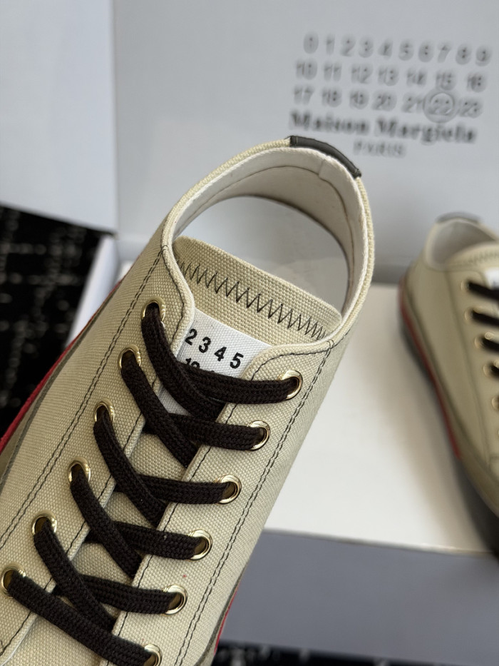 MM COPSHOE -MM179