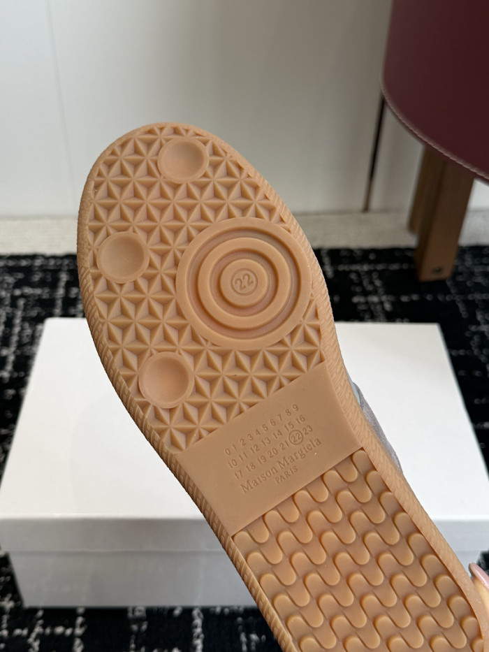 MM COPSHOE -MM183
