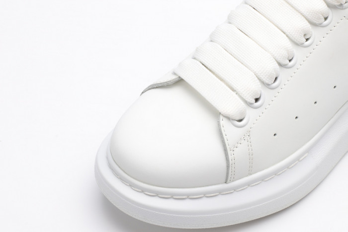ale*d*r M*Q*en sole sneakers kickze-48