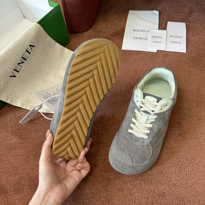 B0tt*ga Ven*ta SNEAKER COPSHPE BV-105