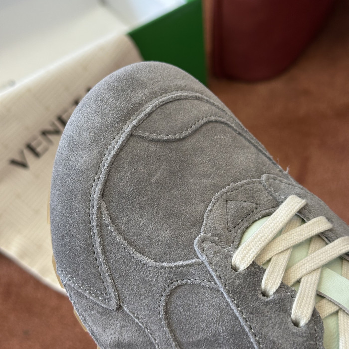 B0tt*ga Ven*ta SNEAKER COPSHPE BV-105