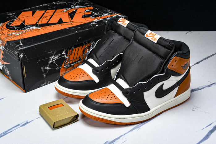 Jordan 1 Retro High OG Shattered Backboard (2025) DZ5485-008