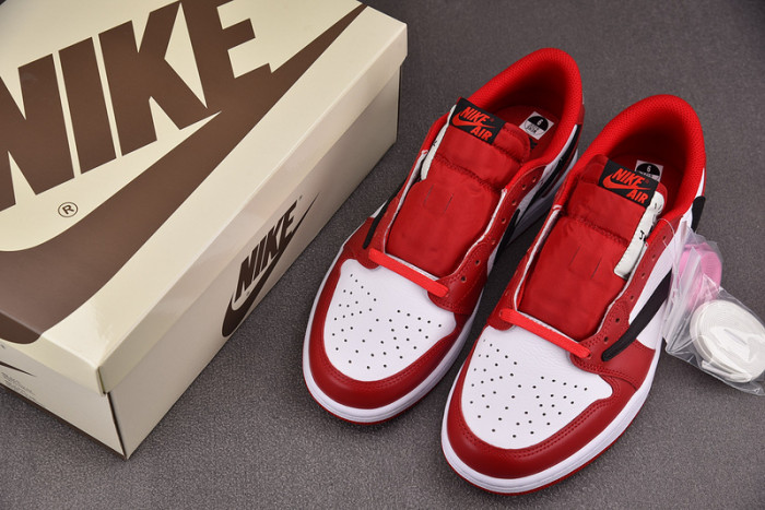 Travis Scott x Air Jordan chicago DZ4137-700