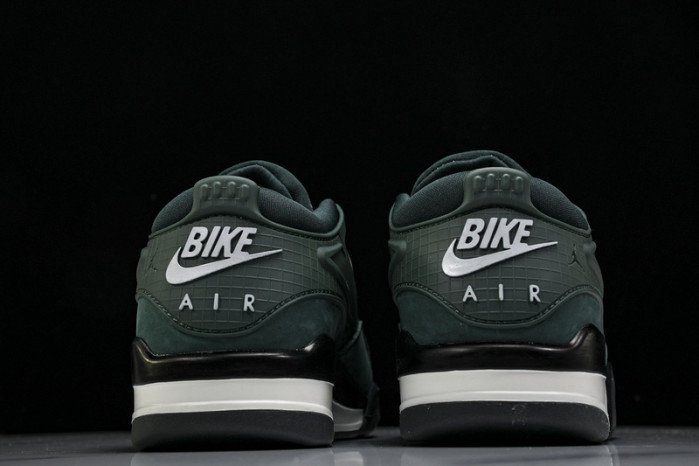 Jordan 4 RM SP Nigel Sylvester Grandma