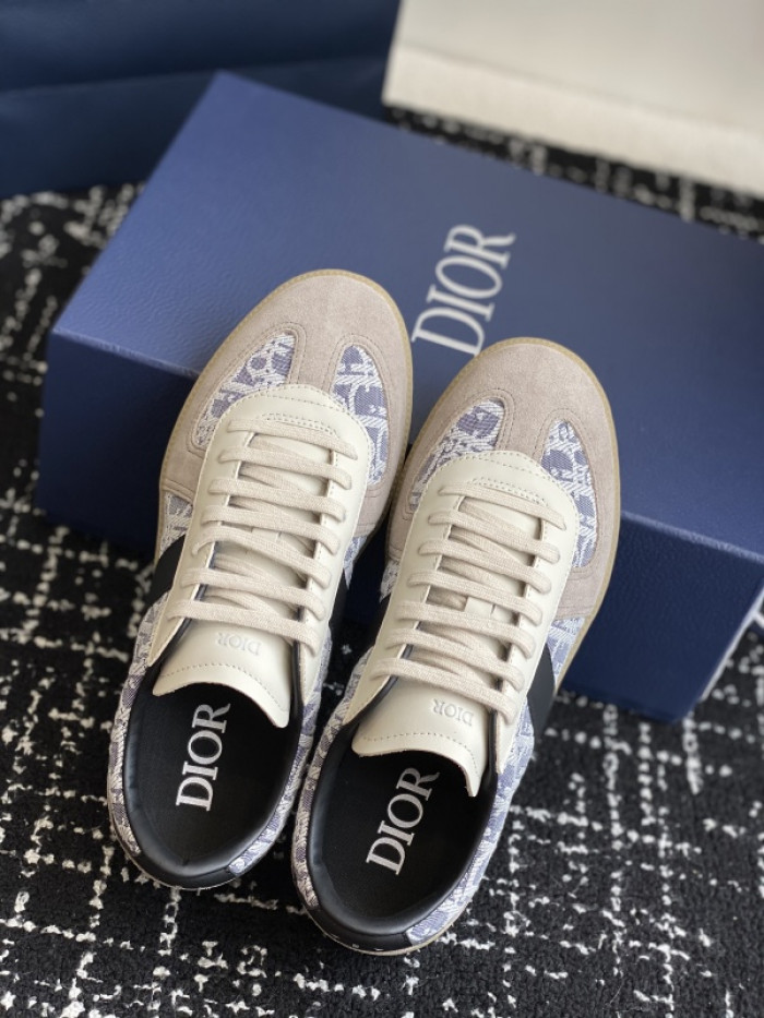 D1R* 25Pre-Fall Berlin 01 SNEAKER DR-PF03