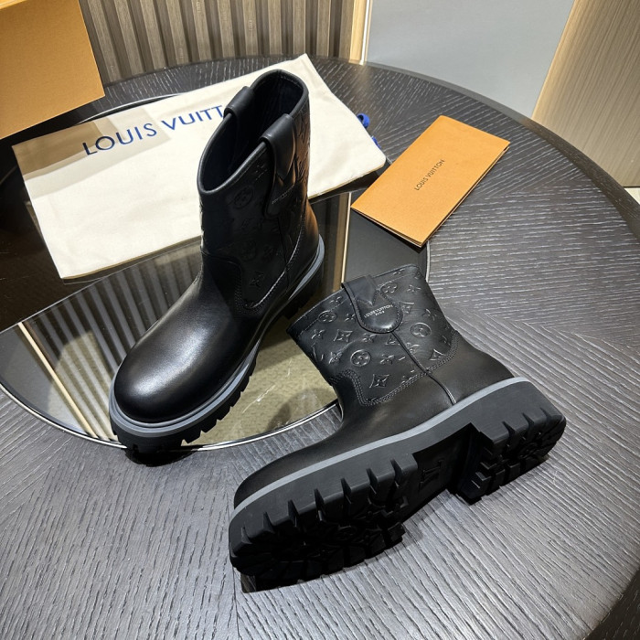 LVT BOOT COPSHOE L&V-BT17