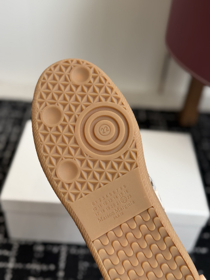 MM COPSHOE -MM228
