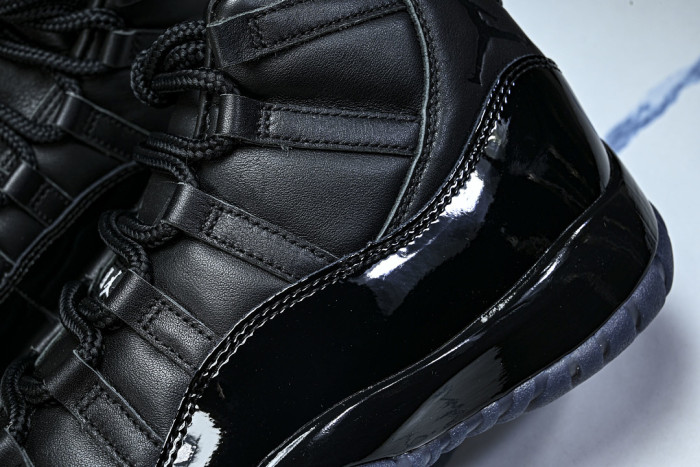 omme des Garcons Homme Plus Air Jordan 11 IV7639-001 (2026 )