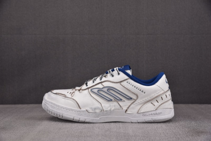 BL Hamptons Worn-Out -COPSHOE BL - WO 05