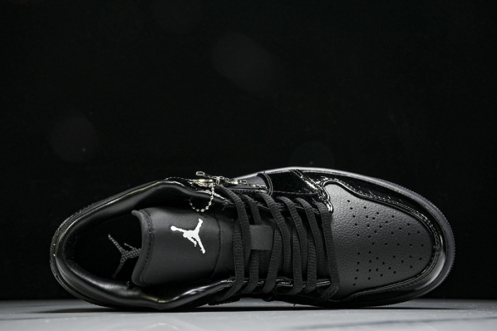 air jordan 1 low “black croc” hj7743-010