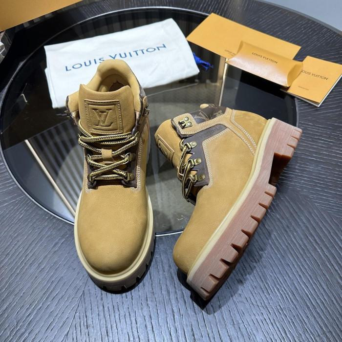 LVT BOOT COPSHOE L&V-BT24