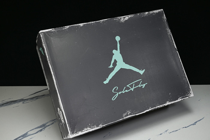 Jordan 5 Retro SoleFly Black Aurora Green IU0734-001