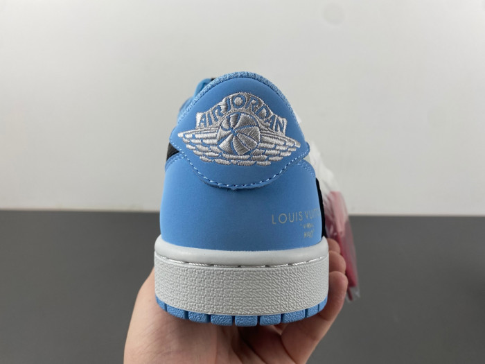 Travis Scott x Air Jordan DM7866-107
