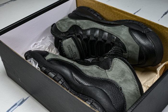 Jordan 10 Retro Shadow (2025) - HJ6779-001