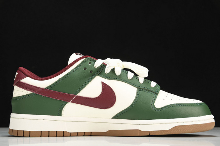 nike dunk low "gorge green" fb7160-161