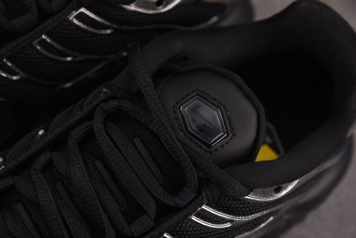 Air Max Plus SE 